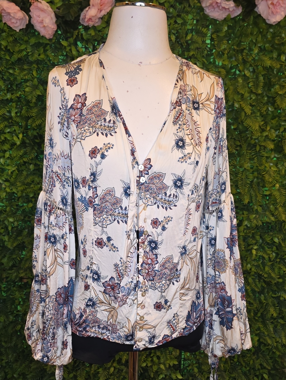 Willow & Clay Cream Floral V-Neck Button Blouse with Blue & Brown Print